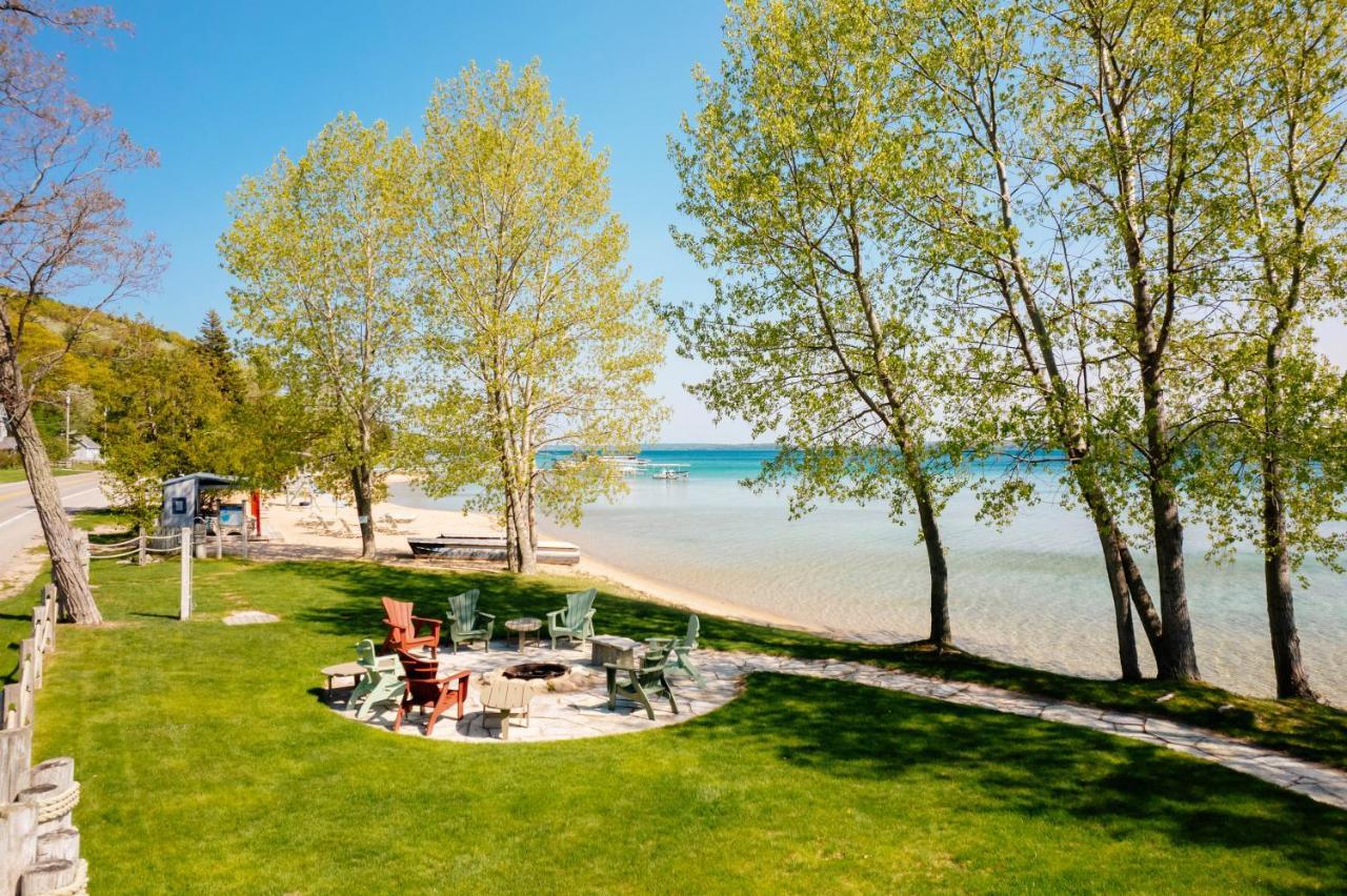 Chimney Corners Resort Frankfort Esterno foto
