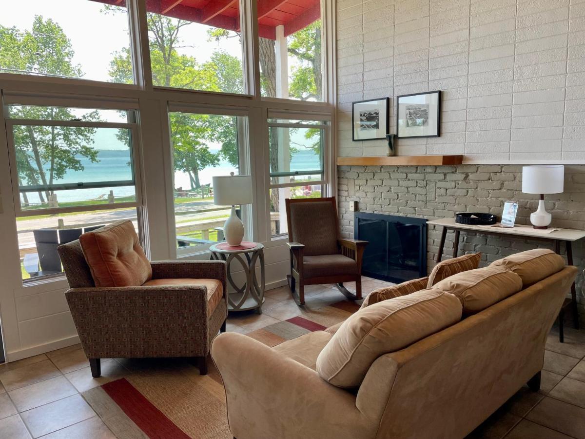 Chimney Corners Resort Frankfort Esterno foto