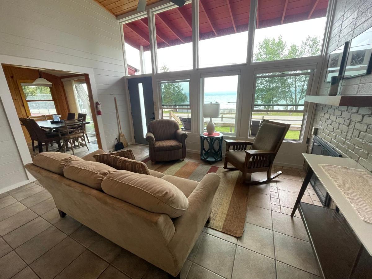 Chimney Corners Resort Frankfort Esterno foto